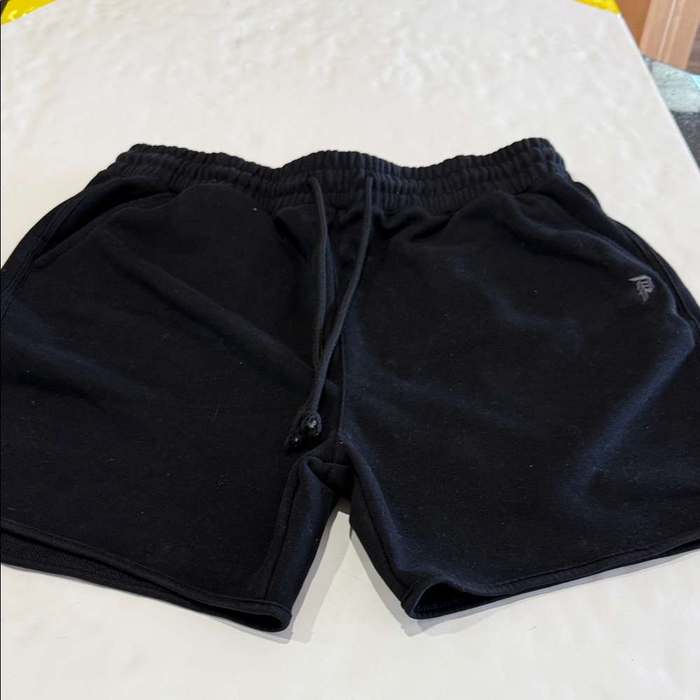 Men’s XL shorts that are brand new